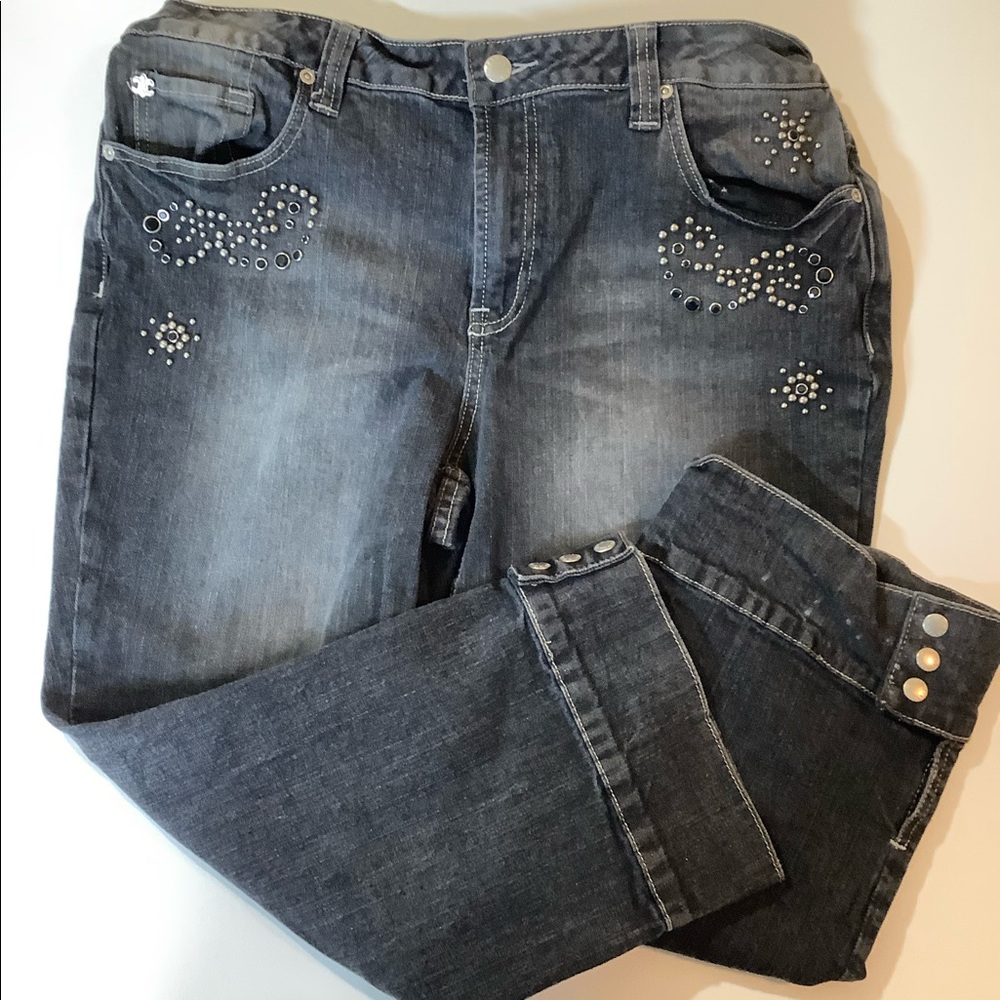 Zana Di Black Capri Jeans in Black w/ Studding S18
